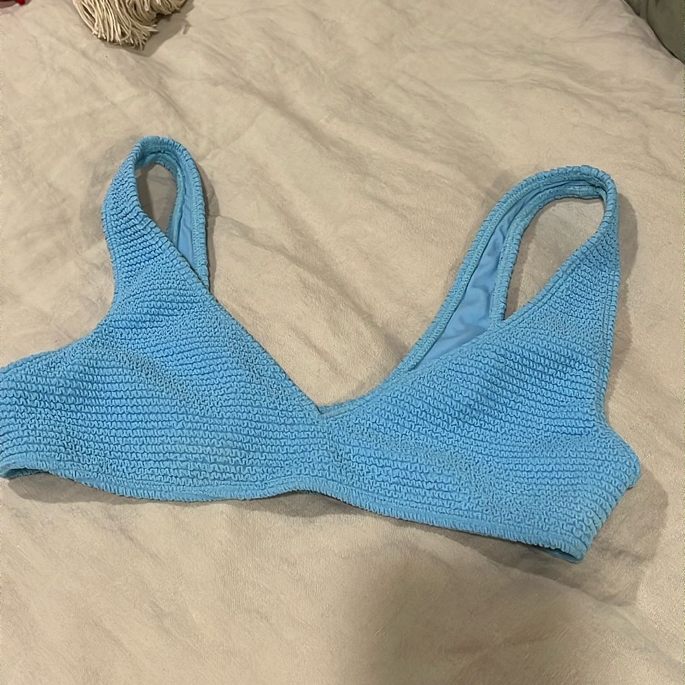 Size xs bikini top - Picture 1 of 2